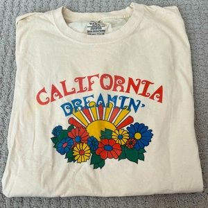 California Dreamin graphic tee